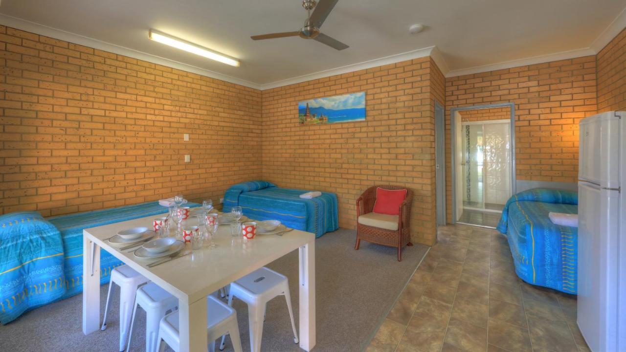 Yamba Motor Inn Esterno foto
